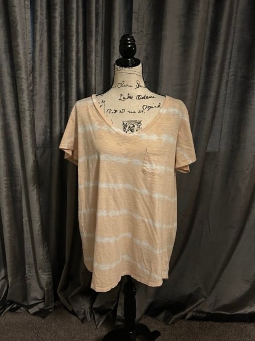 torrid Peach & White Tie-Dye V-Neck Pocket Tee